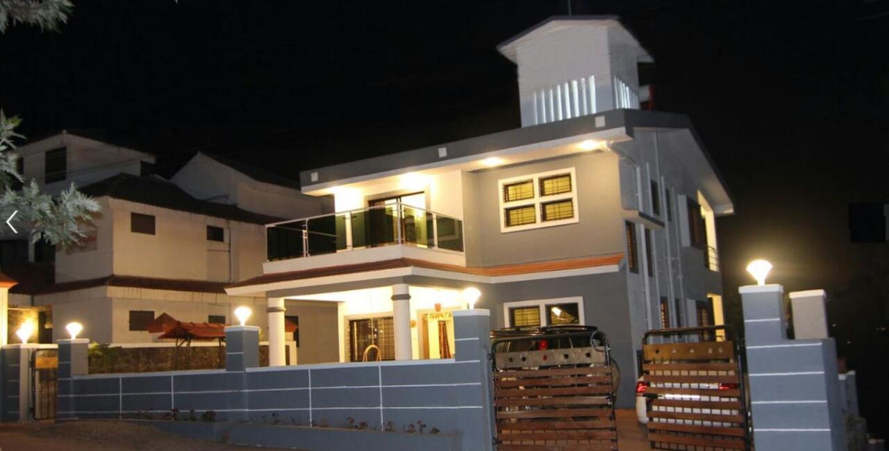 Inaya Bungalow Villa Pancsgani Kültér fotó